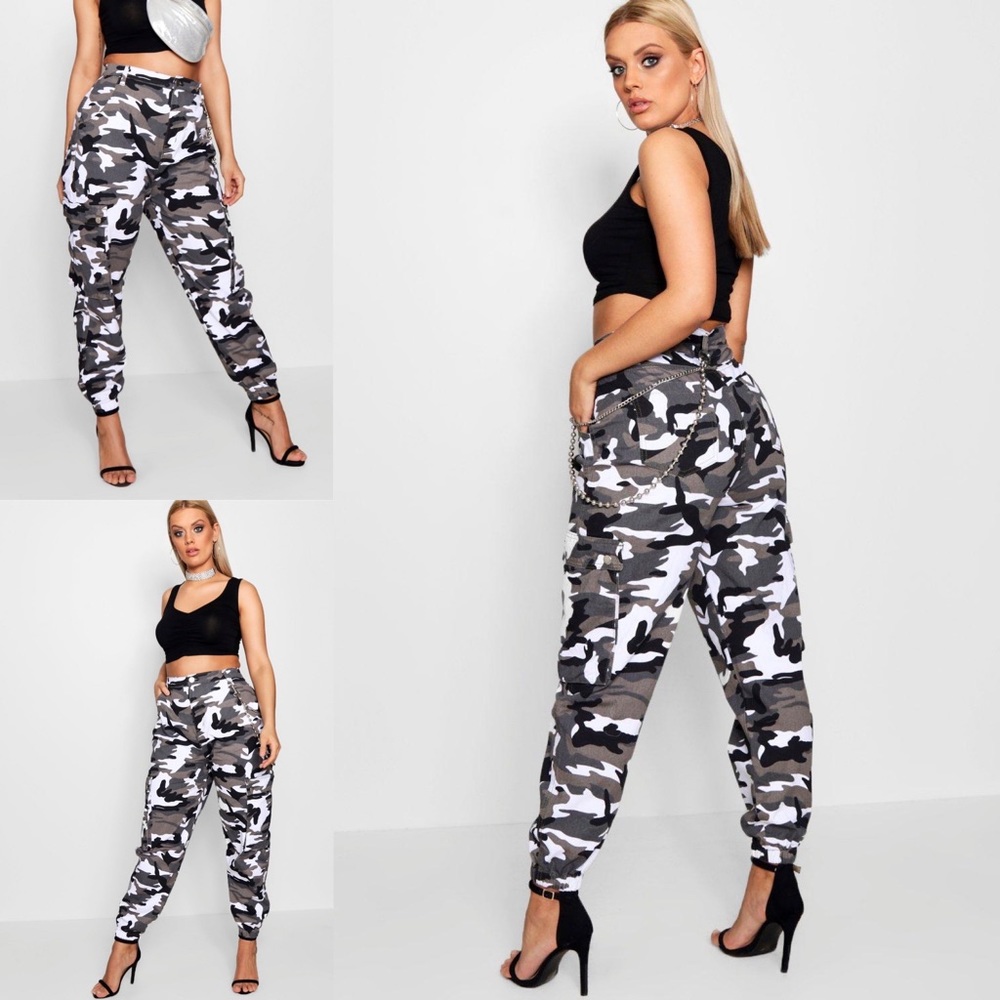 Boohoo Plus Camo Cargo Jeans Size || 14